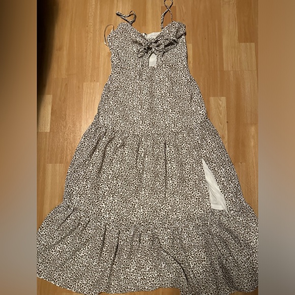 Maxi brown leaves cut out dress - Picture 2 of 2